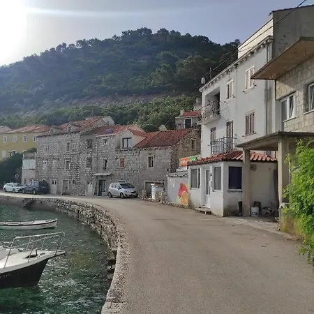 Unique Anica * Sobra