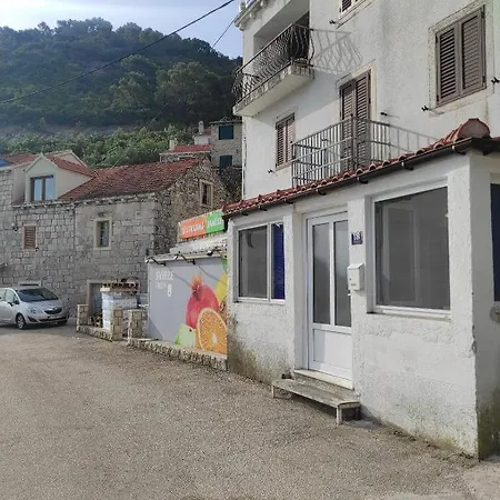 Unique Anica * Sobra