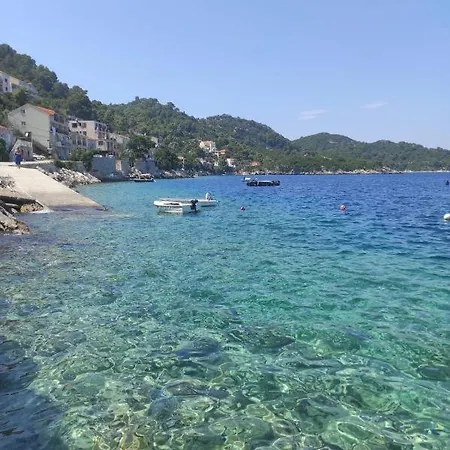 Unique Anica * Sobra